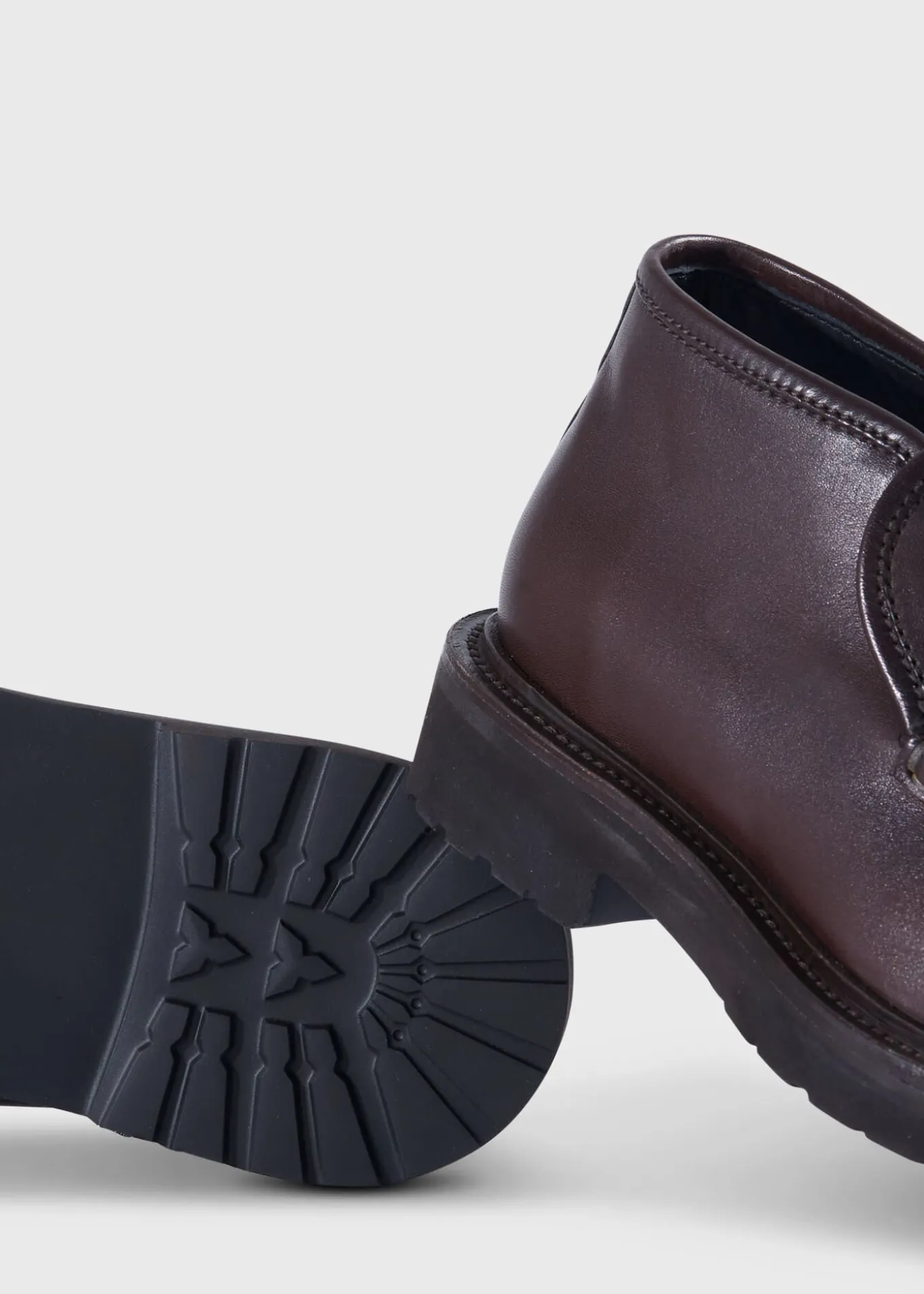 barcelona_leather_boot_4-1.webp Barcelona Leather Boot