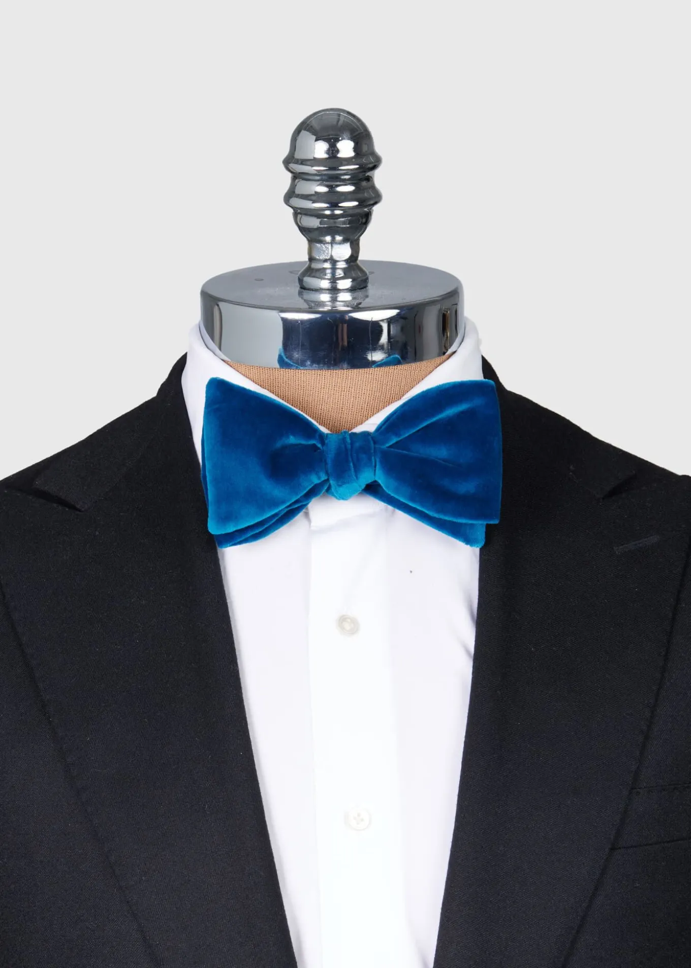 blunt_edge_cotton_velvet__1.webp Blunt Edge Cotton Velvet Bow