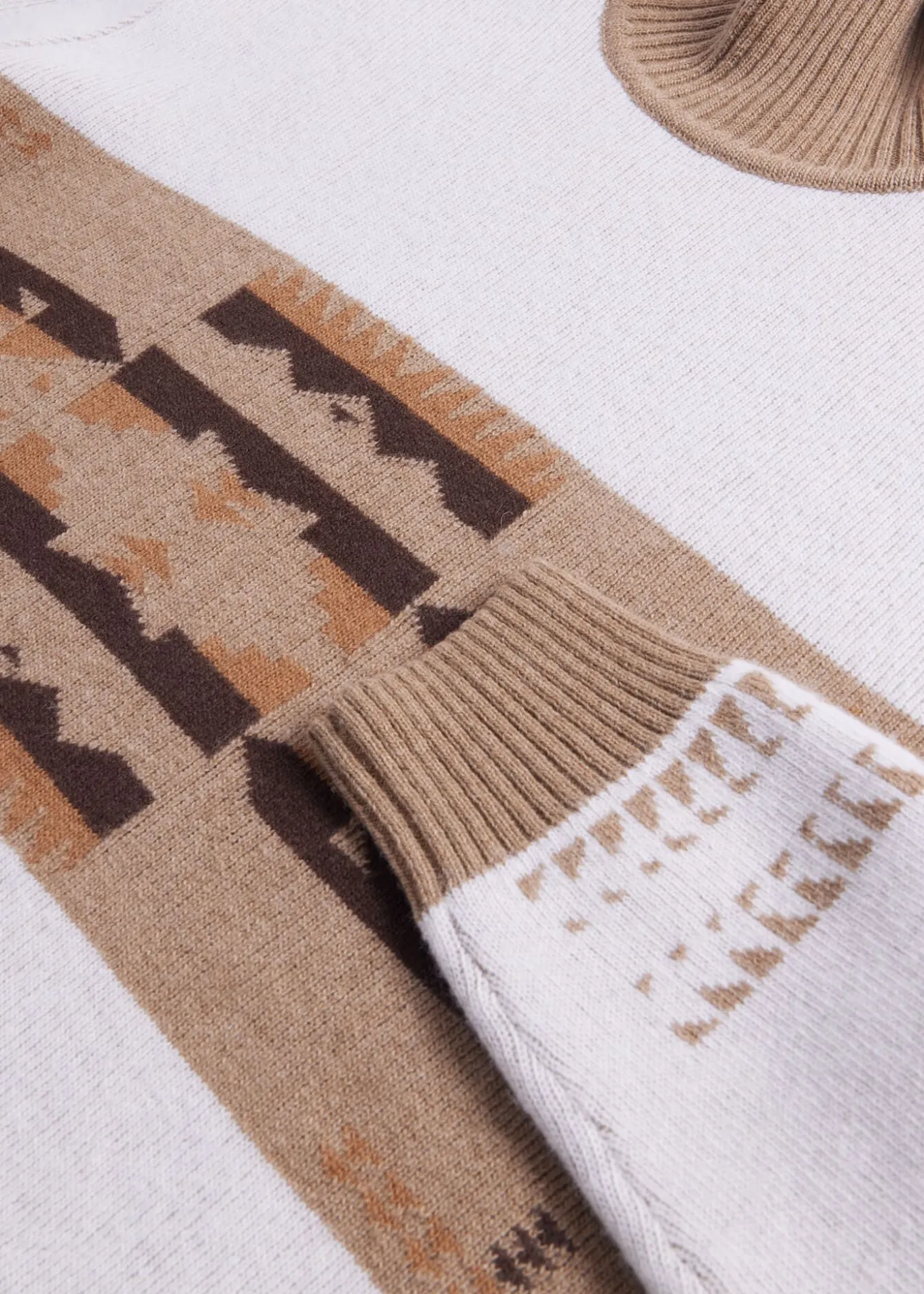 cashmere__wool_intarsia_t_3.webp Cashmere & Wool Intarsia Turtleneck Sweater