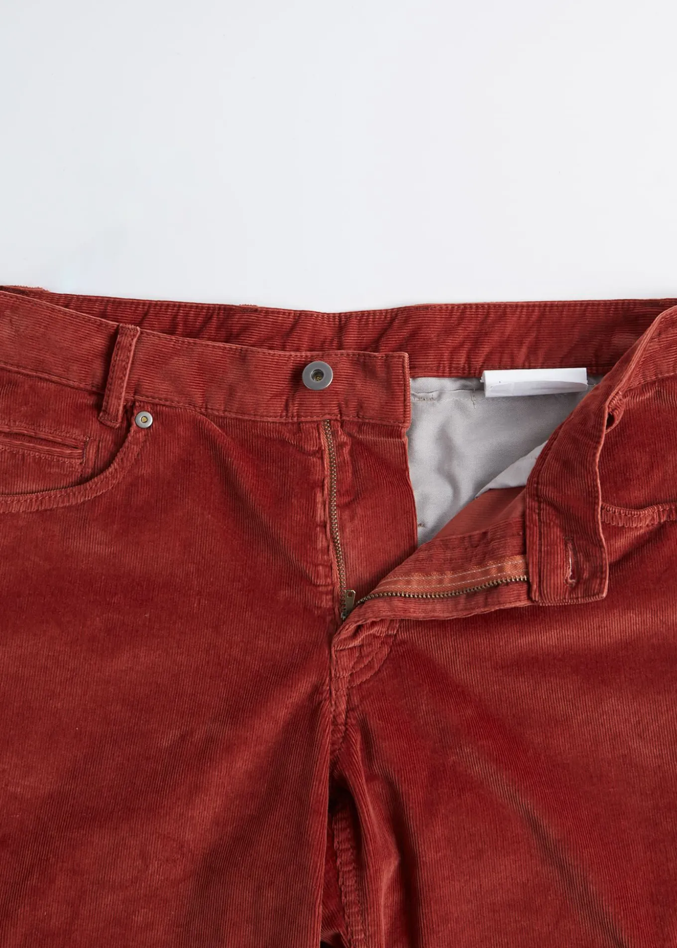classic_fivepocket_cordur_3-1.webp Classic Five-Pocket Corduroy Trouser