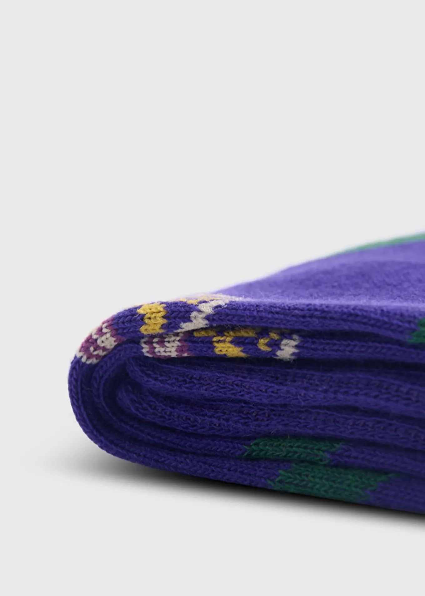 cotton_crest_motif_sock_1-2.webp Cotton Crest Motif Sock