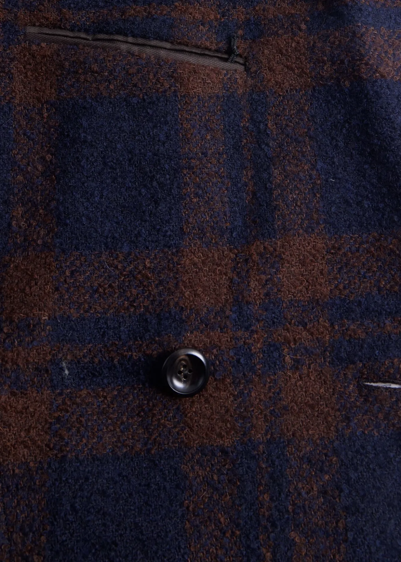 double_breasted_boucle_pl_4.webp Double Breasted Boucle Plaid Coat