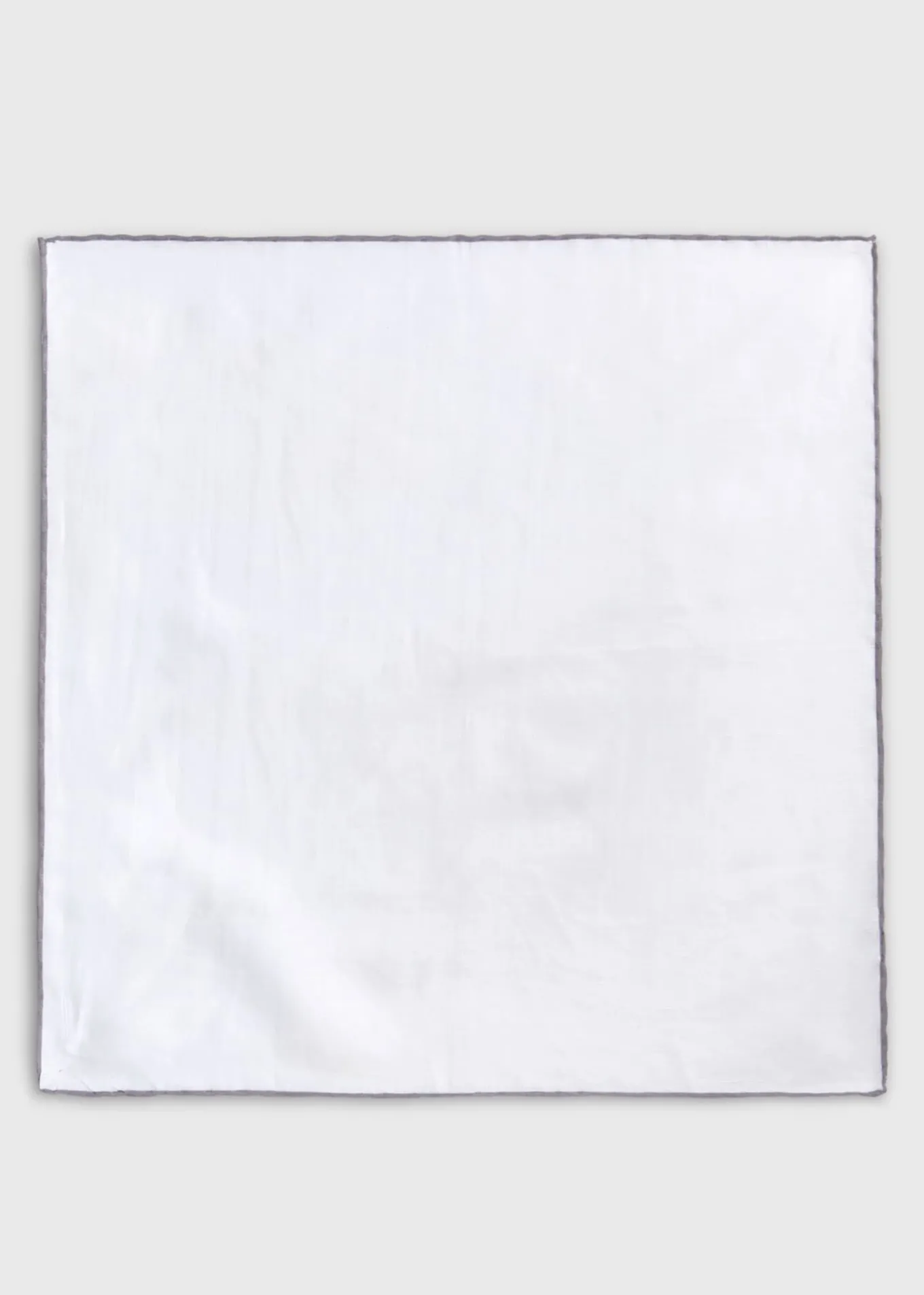 handkerchief_with_contras_1-2.webp Handkerchief With Contrast Border