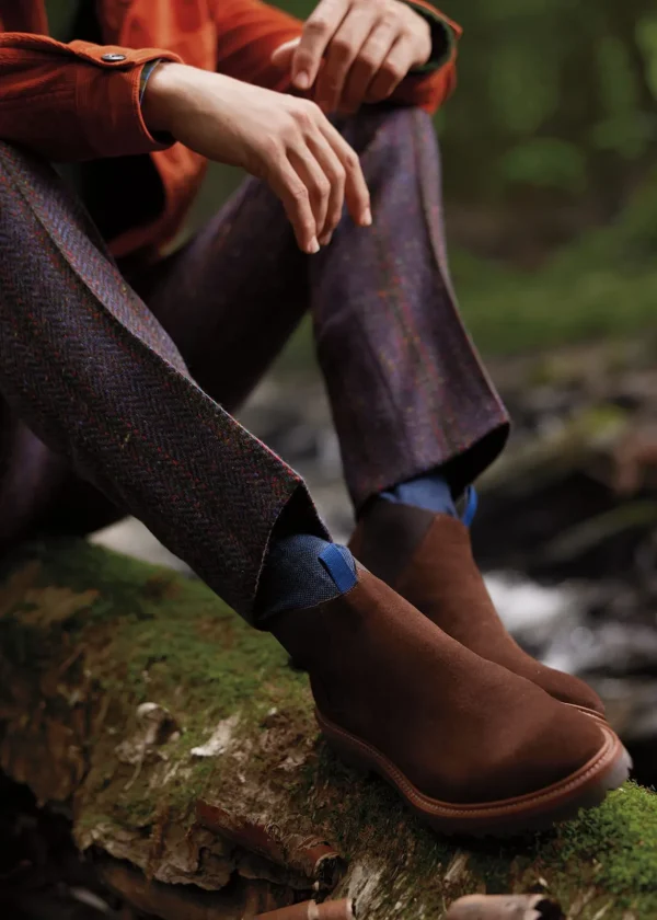 Hastings Suede Low Chelsea Boot