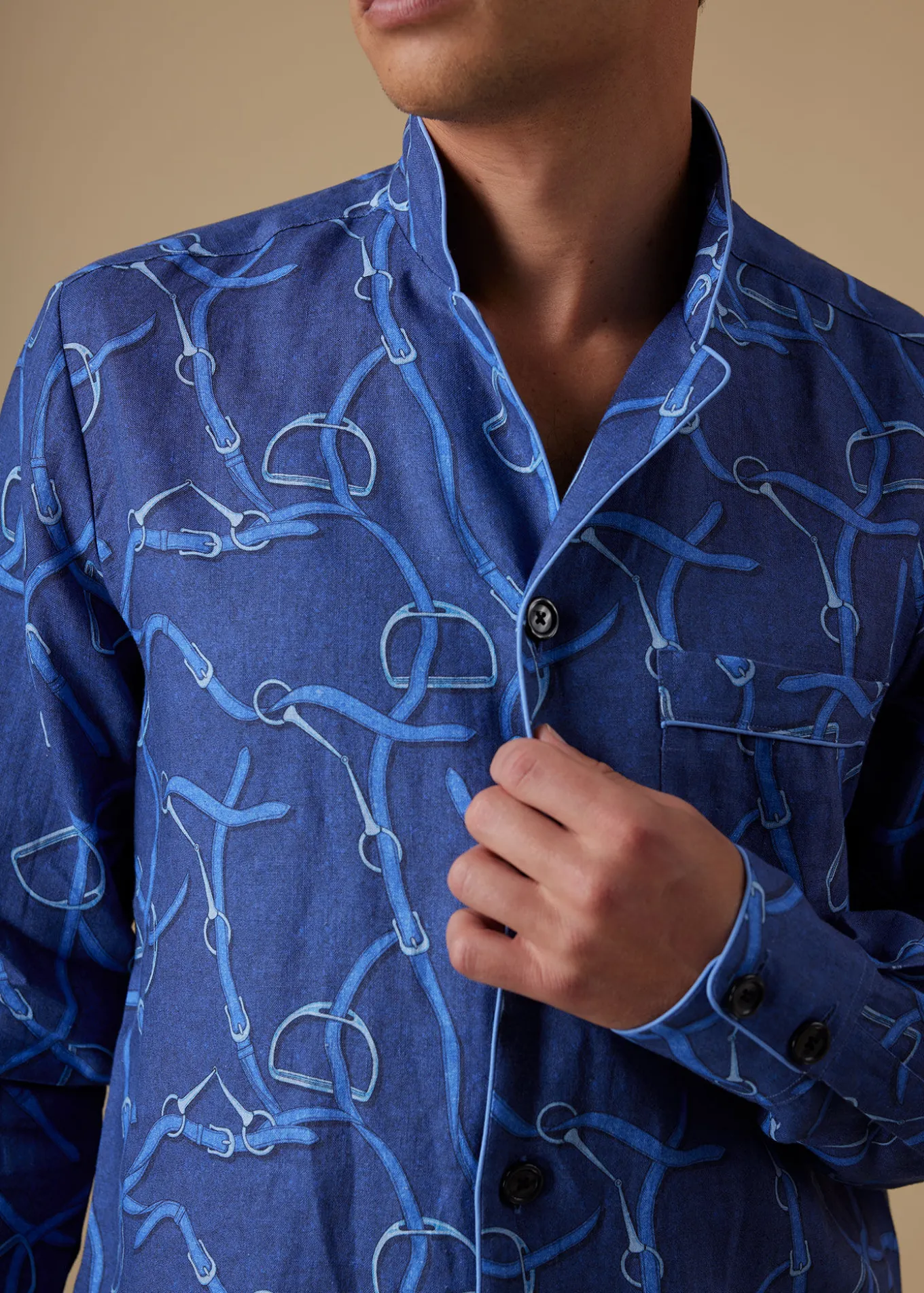 linen_equestrian_print_pa_2.webp Linen Equestrian Print Pajama