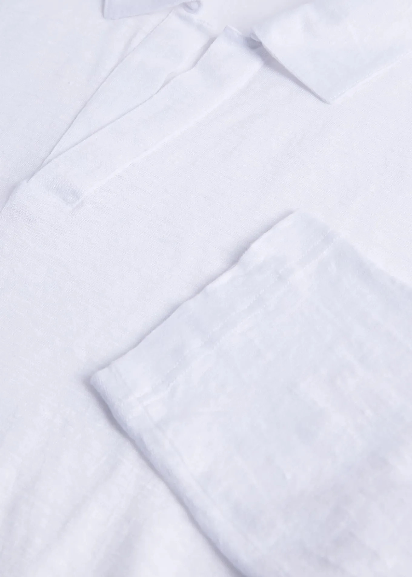 long_sleeve_linen_polo_2.webp Long Sleeve Linen Polo