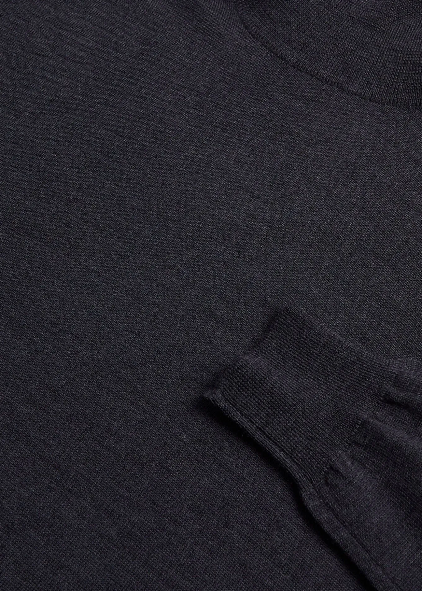 merino_wool_turtleneck_1-3.webp Merino Wool Turtleneck