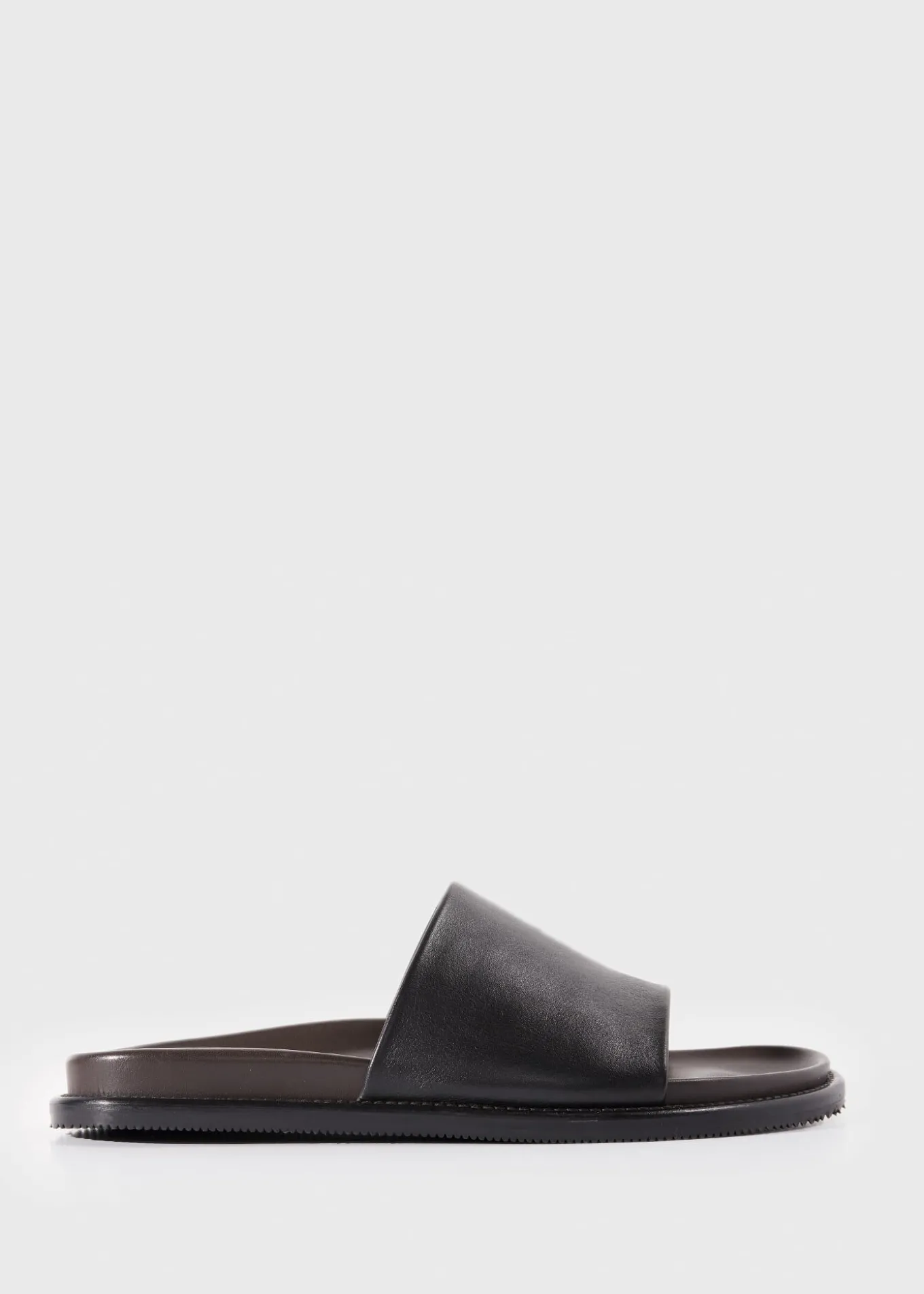 palma_leather_slide_0.webp Palma Leather Slide