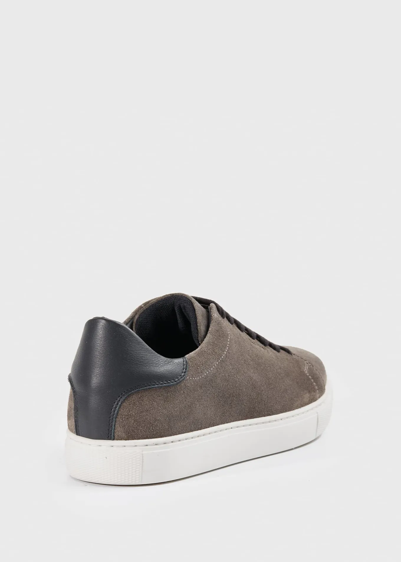 pascal_suede_sneaker_2.webp Pascal Suede Sneaker