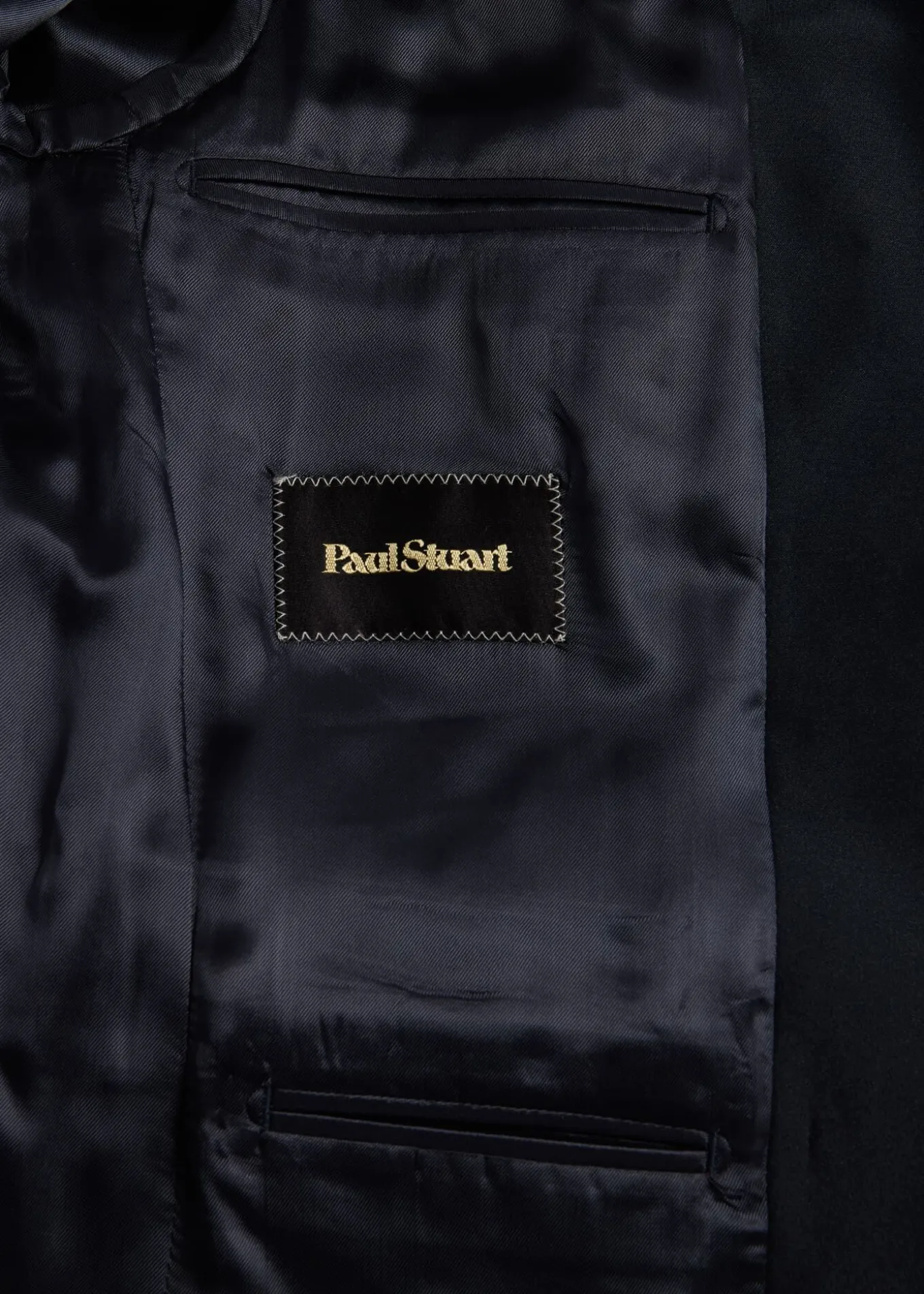 peak_lapel_tuxedo_3.webp Peak Lapel Tuxedo