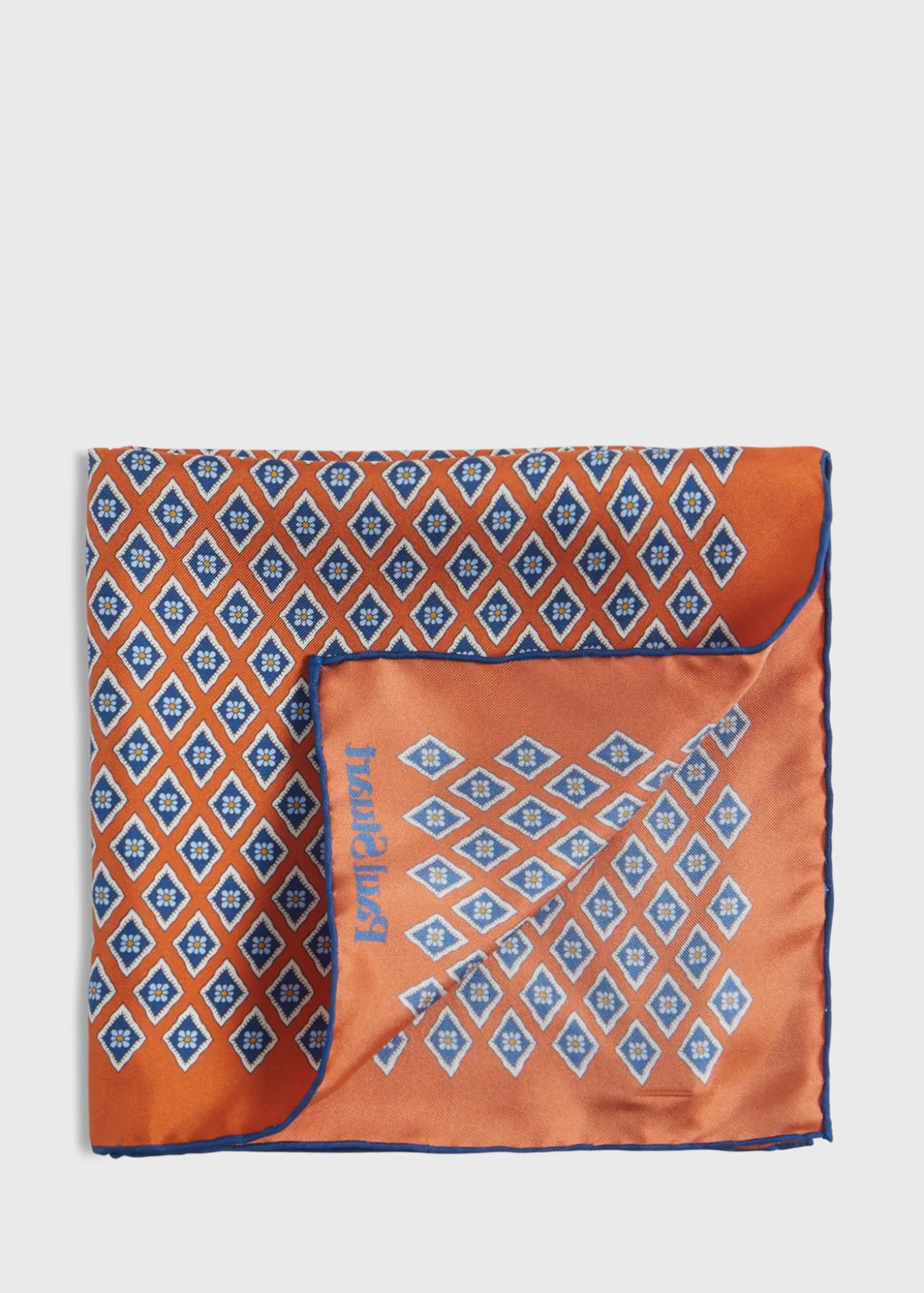 printed_silk_diamond_moti_0-1.webp Printed Silk Diamond Motif Pocket Square