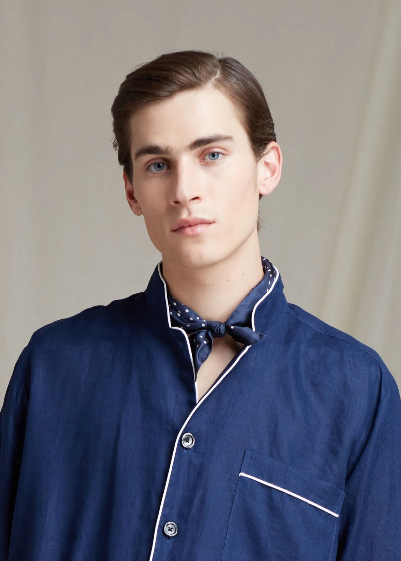 printed_silk_dot_pocket_s_1.webp Printed Silk Dot Pocket Square