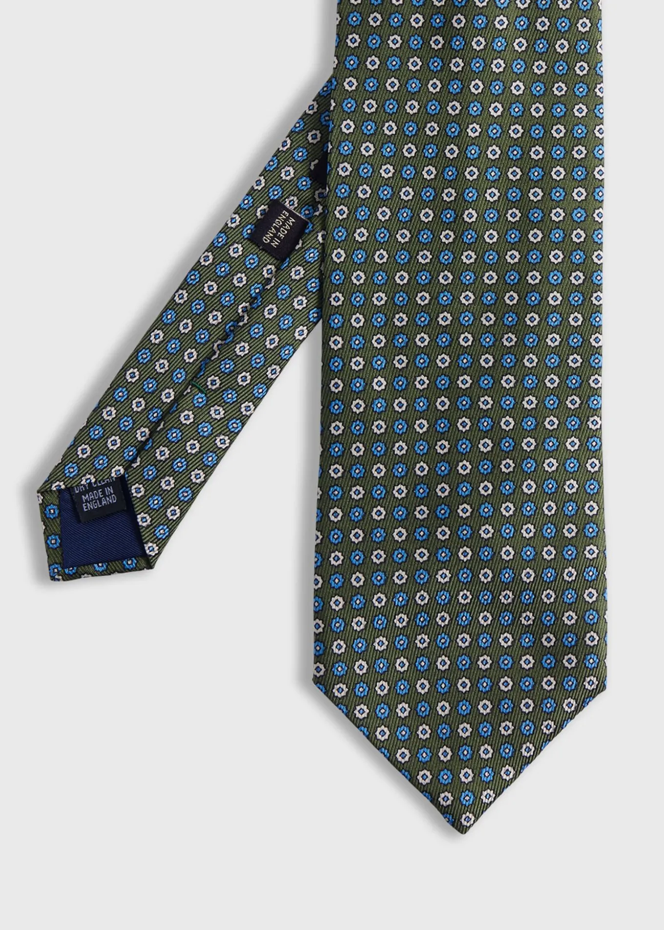 printed_silk_floral_medal_0-1.webp Printed Silk Floral Medallion Tie
