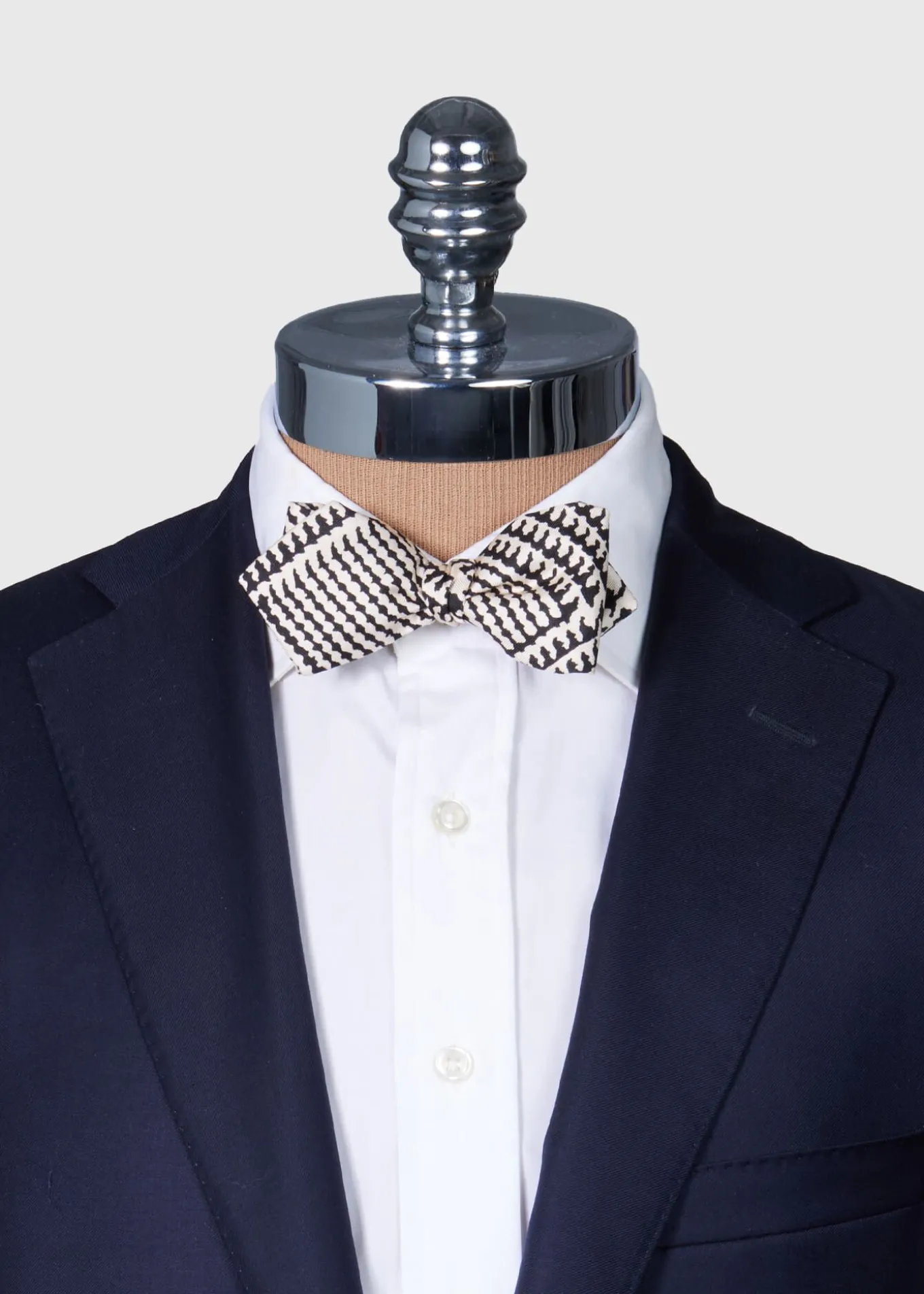 printed_silk_glen_plaid_b_1.webp Printed Silk Glen Plaid Bow Tie