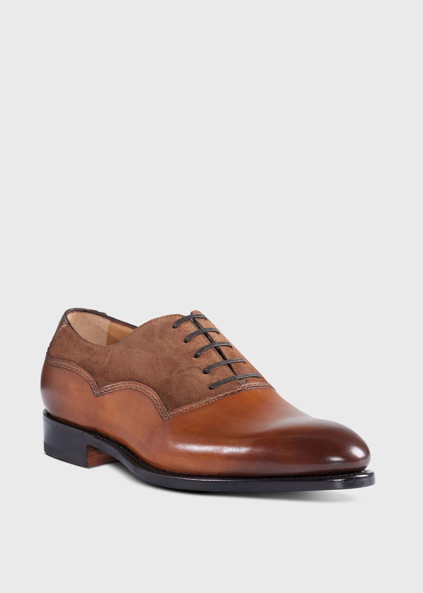 silas_lace_up_2.webp Silas Lace Up