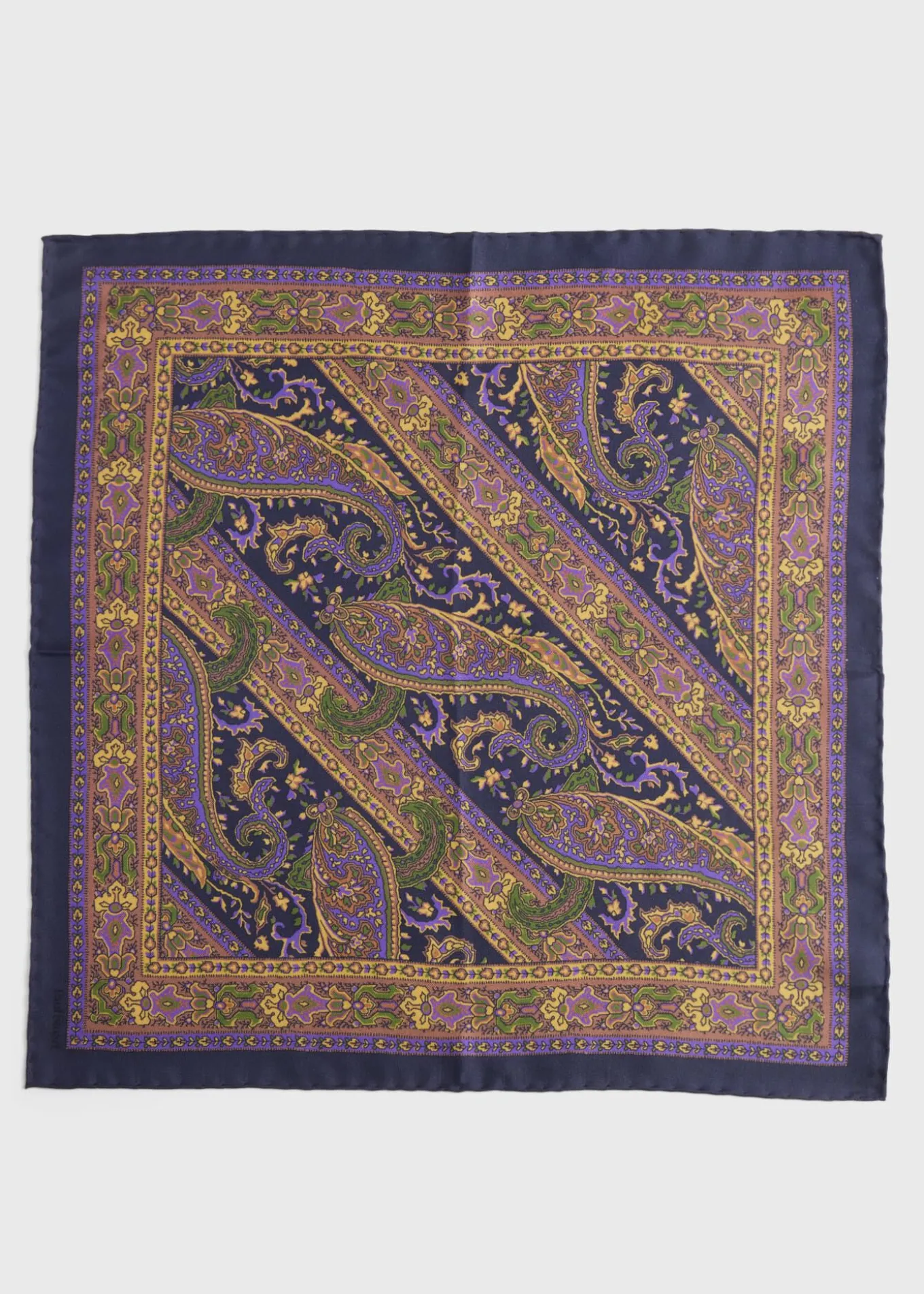 silk_paisley_pocket_squar_1-2.webp Silk Paisley Pocket Square