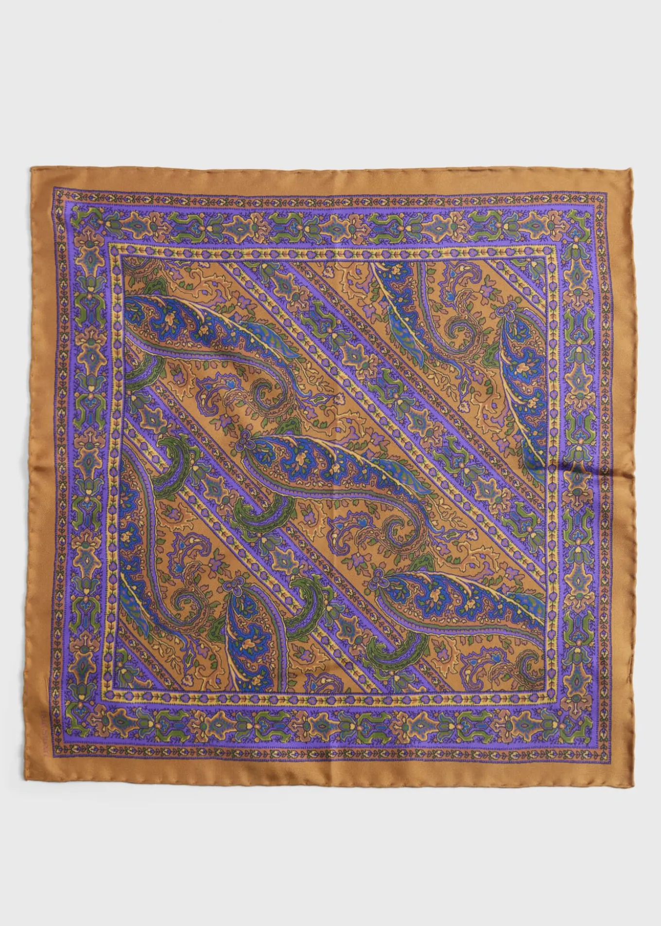 silk_paisley_pocket_squar_1-3.webp Silk Paisley Pocket Square
