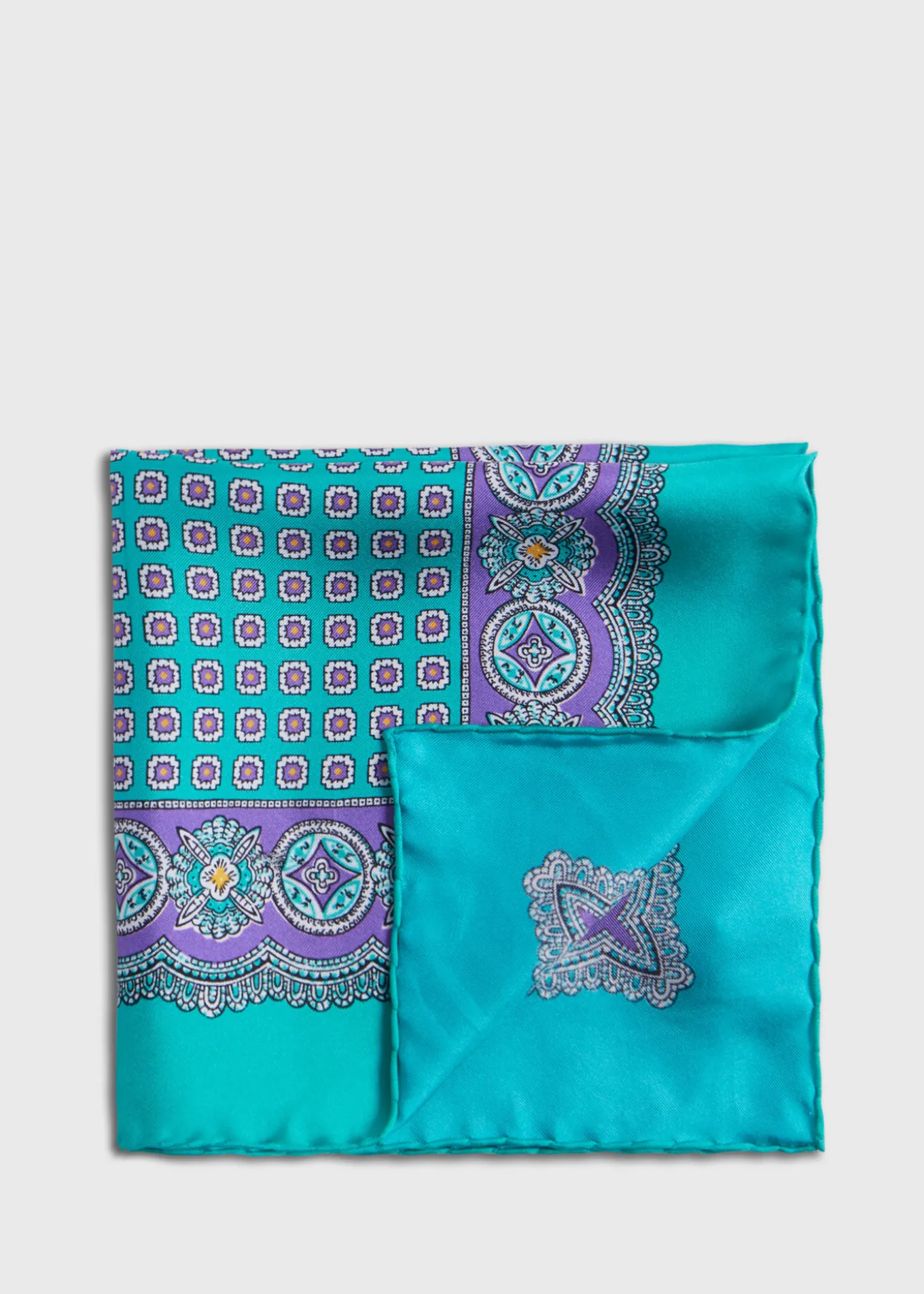 silk_twill_medallion_pock_0-1.webp Silk Twill Medallion Pocket Square