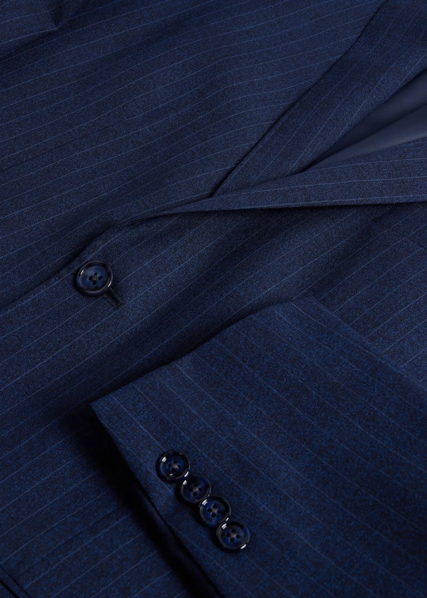 stripe_all_year_wool_suit_4.webp Stripe All Year Wool Suit