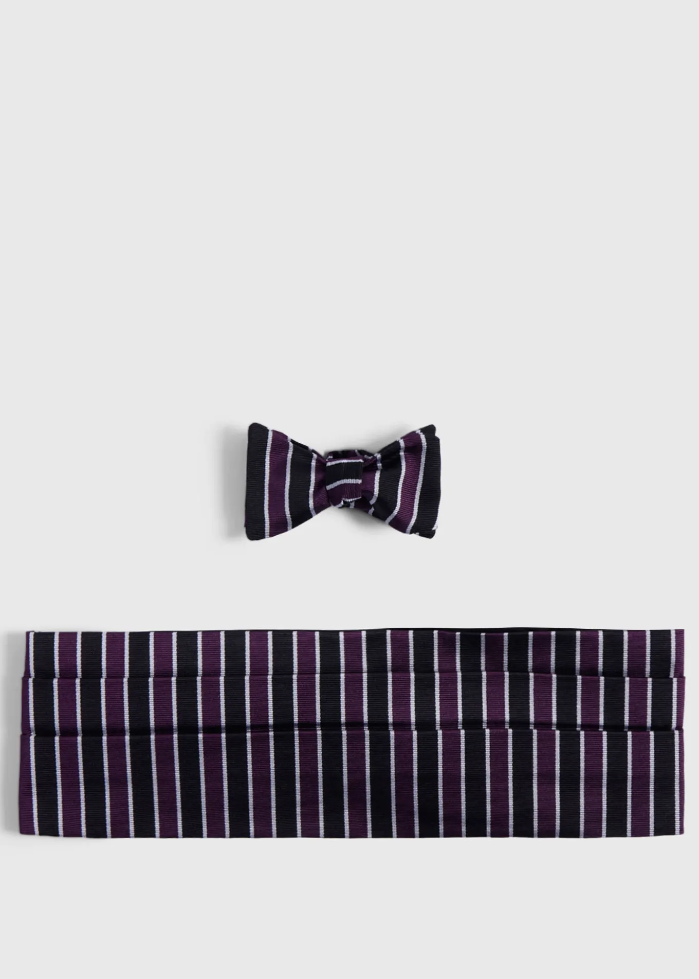 striped_bow_tie_and_cumme_0.webp Striped Bow Tie And Cummerbund Set