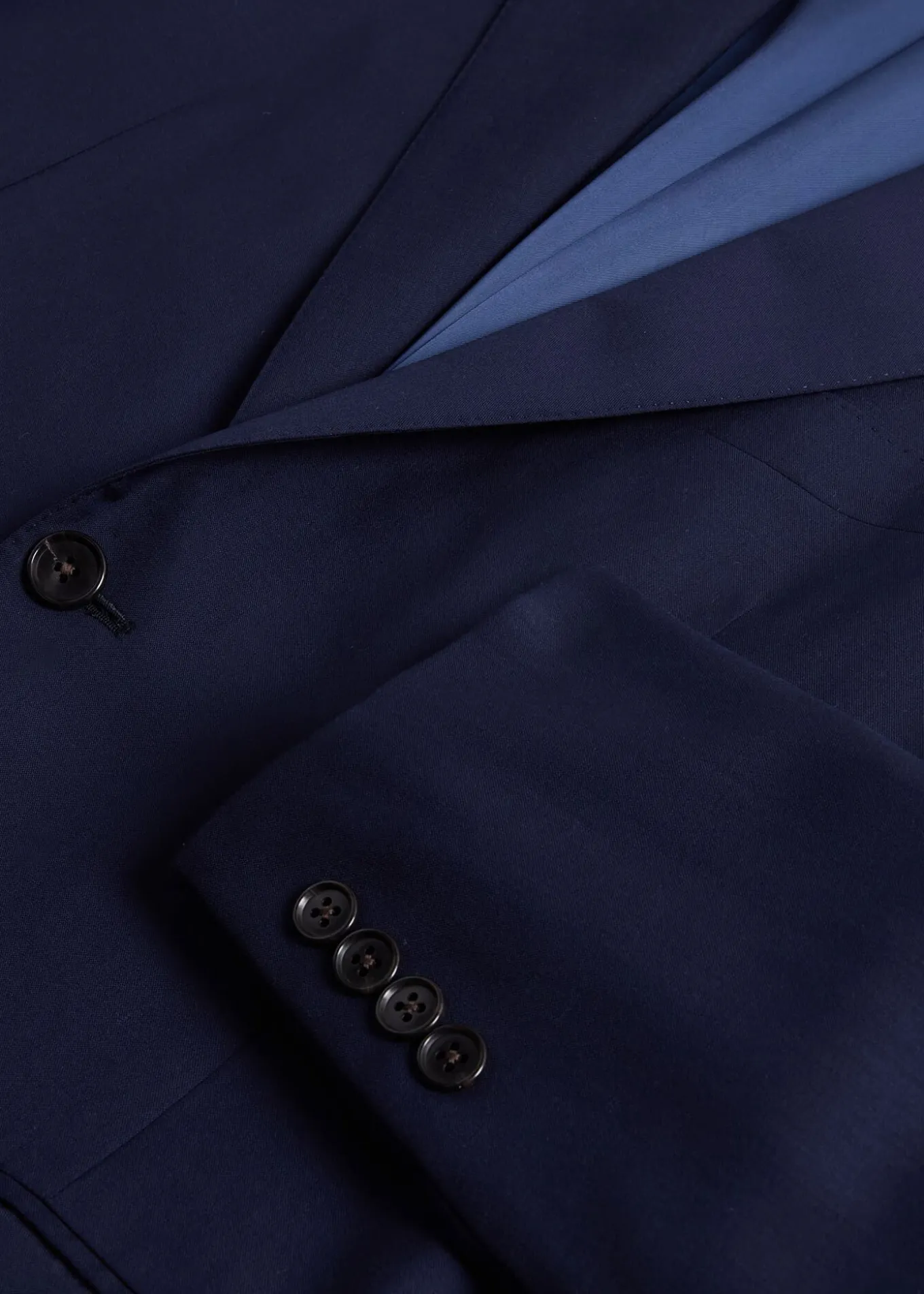 super_s_wool_andrew_suit_2.webp Super 120s Wool Andrew Suit