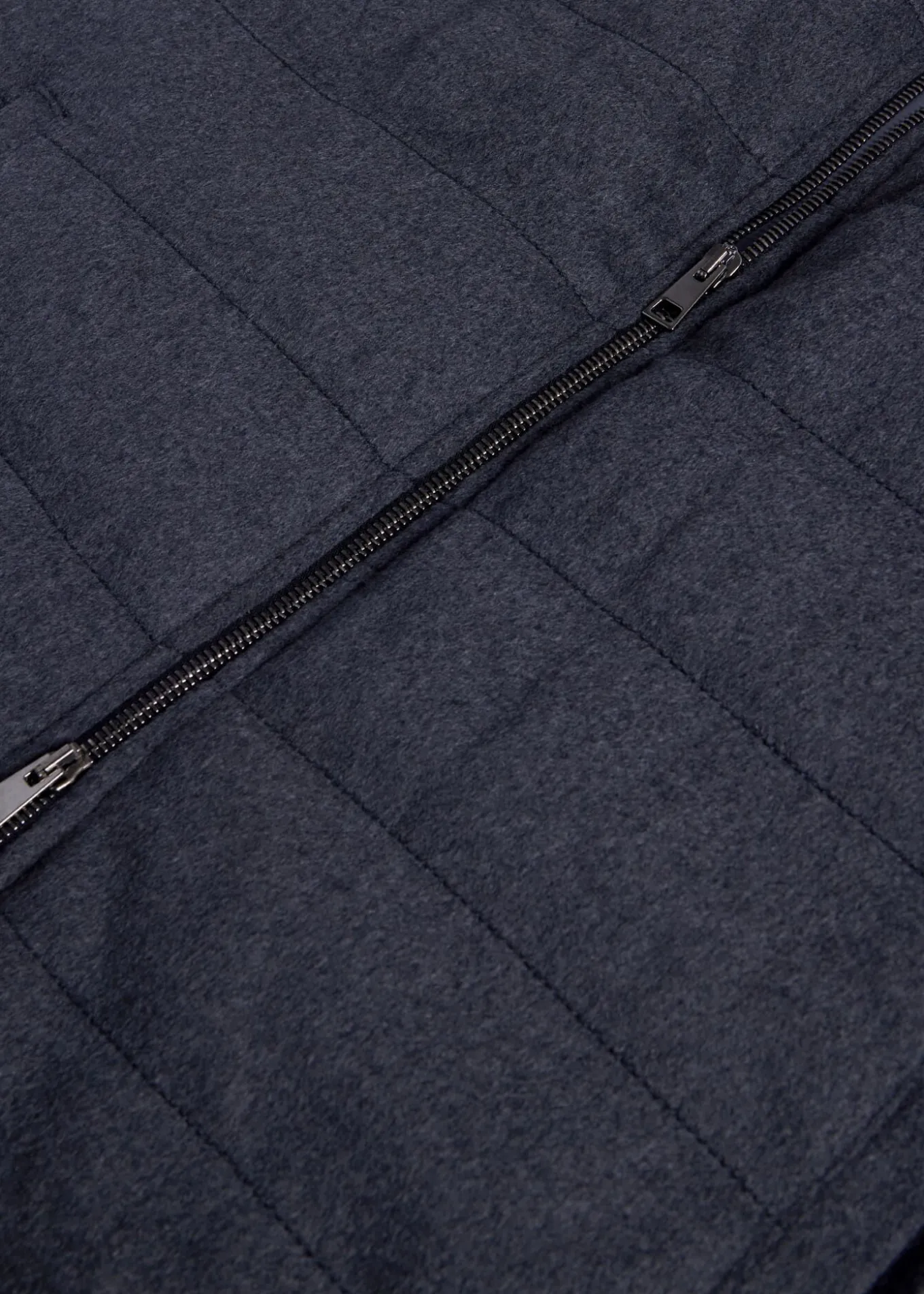 wool__cashmere_vest_1.webp Wool & Cashmere Vest