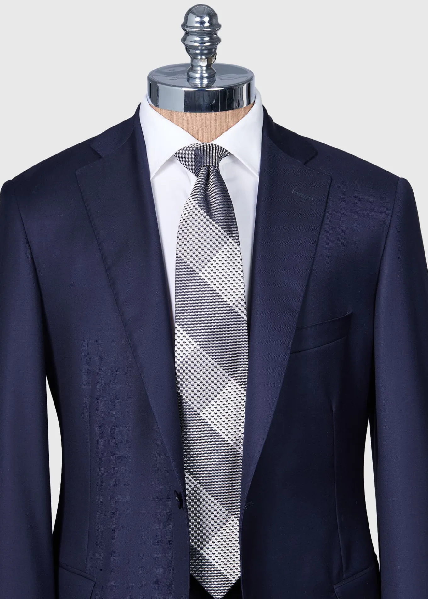 woven_silk_patchwork_plai_1-1.webp Woven Silk Patchwork Plaid Tie